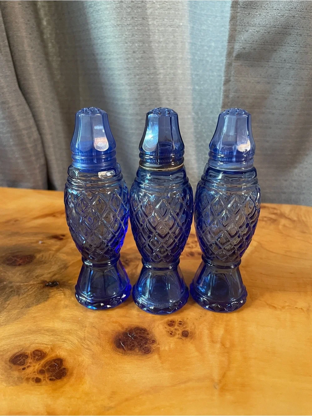 Vintage Cobalt Blue Glass Salt & Pepper Shakers Diamond Point Pattern (3)